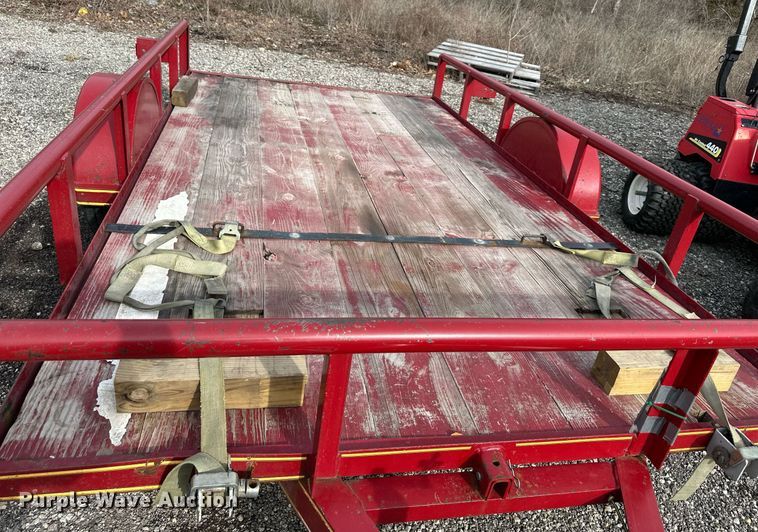 image for item DQ6605 1999 Texas Bragg Enterprise utility trailer