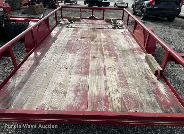 image for item DQ6605 1999 Texas Bragg Enterprise utility trailer