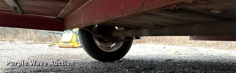 image for item DQ6605 1999 Texas Bragg Enterprise utility trailer