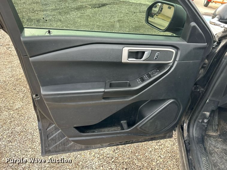 image for item DQ6606 2020 Ford Explorer Police Interceptor SUV