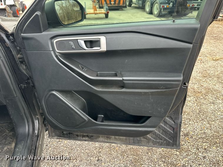 image for item DQ6606 2020 Ford Explorer Police Interceptor SUV