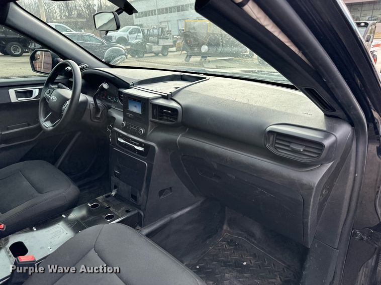 image for item DQ6606 2020 Ford Explorer Police Interceptor SUV