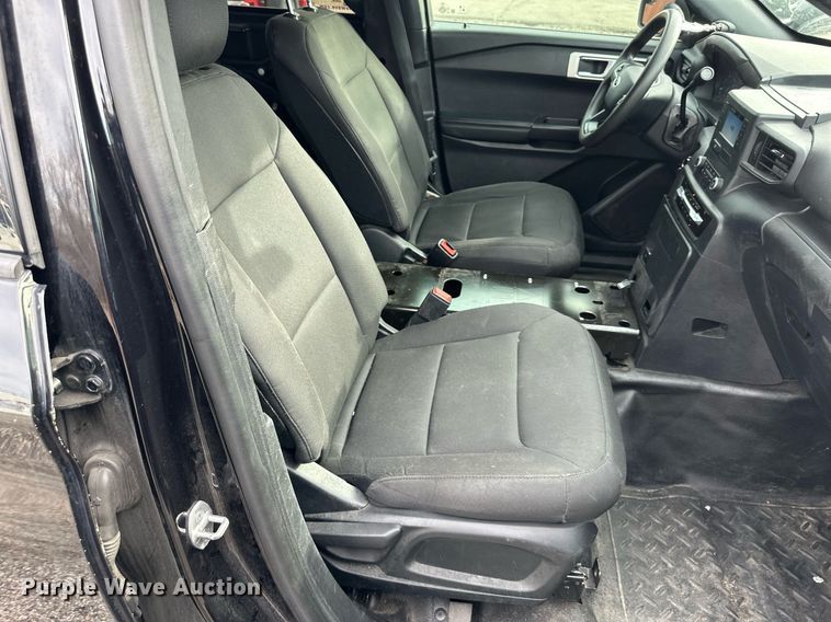 image for item DQ6606 2020 Ford Explorer Police Interceptor SUV