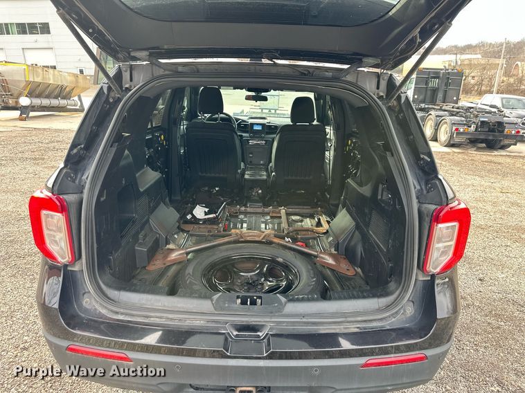 image for item DQ6606 2020 Ford Explorer Police Interceptor SUV