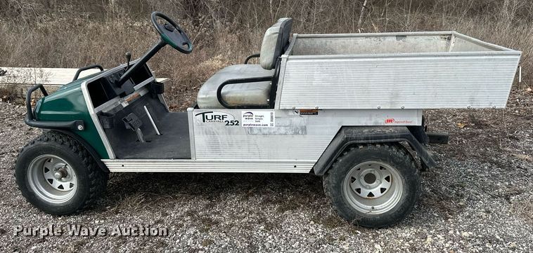 image for item DQ6610 Club Car Turf Carryall 252 golf cart