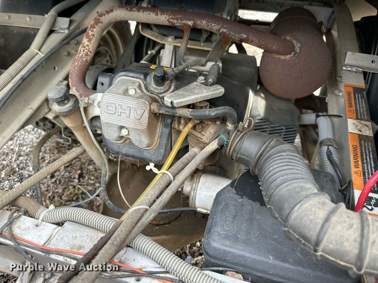 image for item DQ6610 Club Car Turf Carryall 252 golf cart