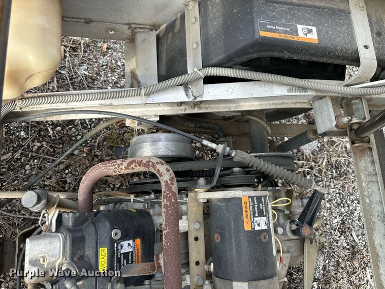 image for item DQ6610 Club Car Turf Carryall 252 golf cart