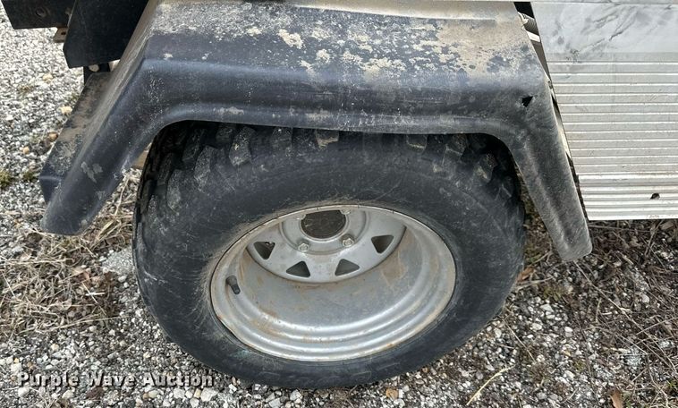 image for item DQ6610 Club Car Turf Carryall 252 golf cart