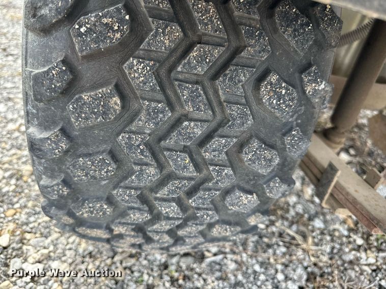 image for item DQ6610 Club Car Turf Carryall 252 golf cart