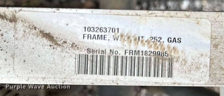 image for item DQ6610 Club Car Turf Carryall 252 golf cart