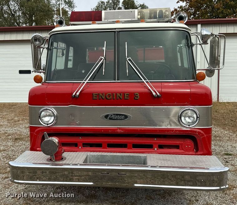 image for item DR2740 1982 Ford 8000 pumper fire truck