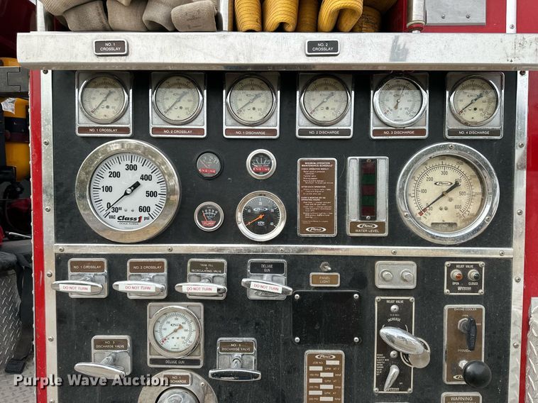 image for item DR2740 1982 Ford 8000 pumper fire truck