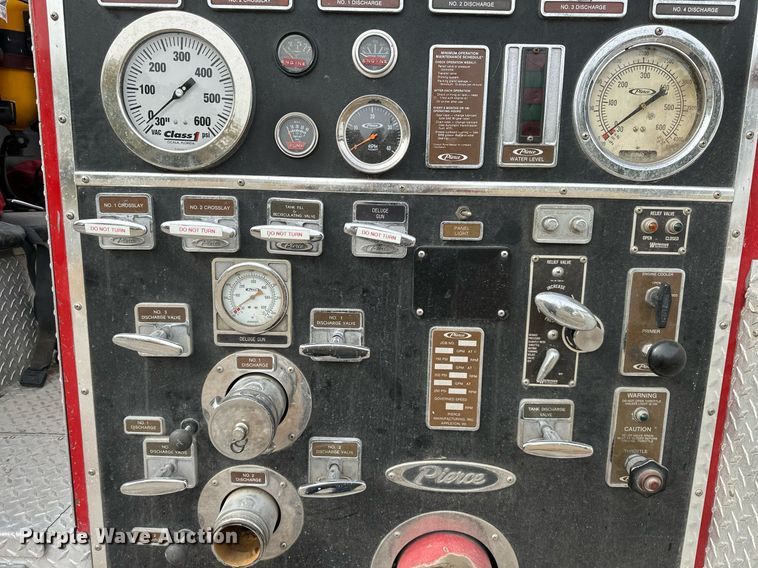 image for item DR2740 1982 Ford 8000 pumper fire truck