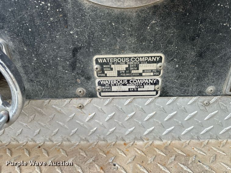 image for item DR2740 1982 Ford 8000 pumper fire truck