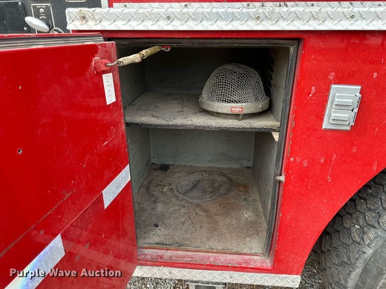 image for item DR2740 1982 Ford 8000 pumper fire truck