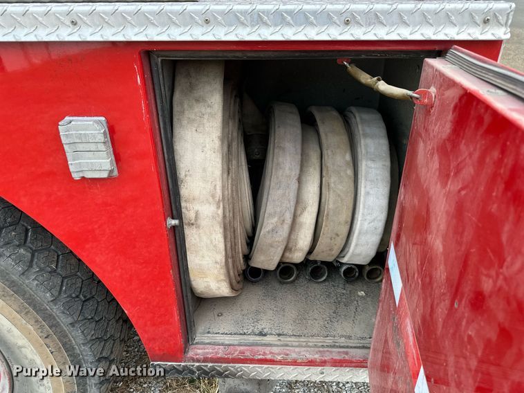 image for item DR2740 1982 Ford 8000 pumper fire truck