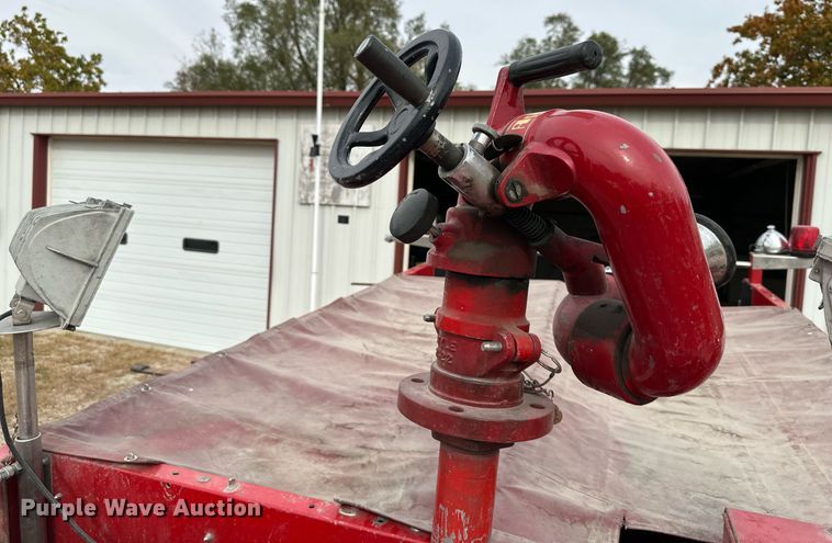 image for item DR2740 1982 Ford 8000 pumper fire truck