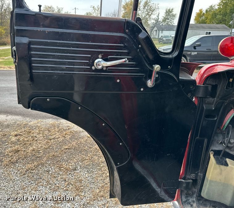 image for item DR2740 1982 Ford 8000 pumper fire truck