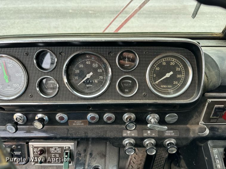 image for item DR2740 1982 Ford 8000 pumper fire truck