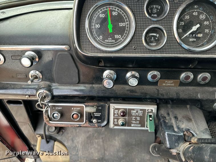 image for item DR2740 1982 Ford 8000 pumper fire truck