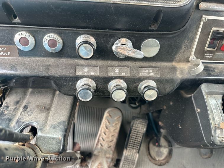 image for item DR2740 1982 Ford 8000 pumper fire truck