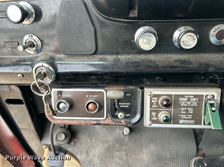 image for item DR2740 1982 Ford 8000 pumper fire truck