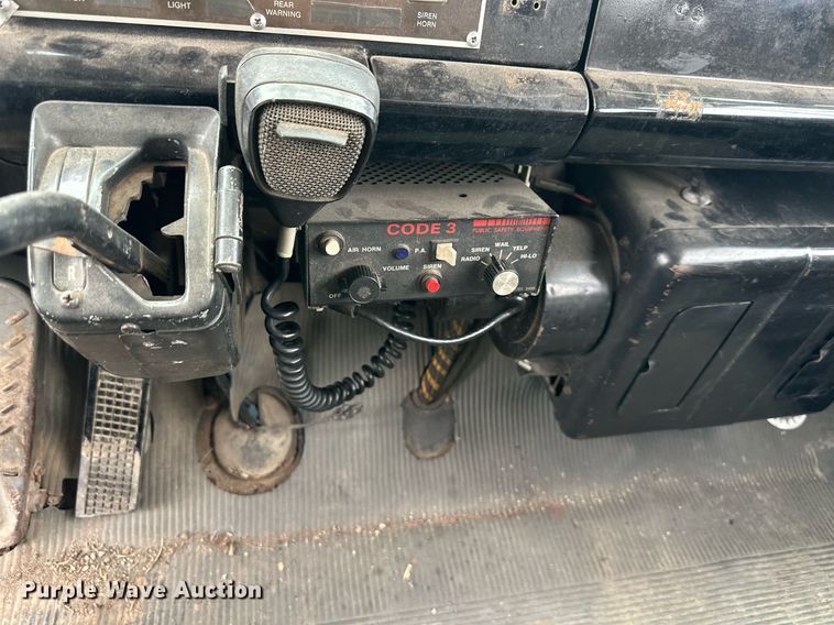 image for item DR2740 1982 Ford 8000 pumper fire truck