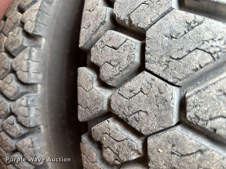 image for item DR2740 1982 Ford 8000 pumper fire truck