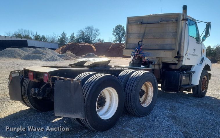 image for item DS5206 2002 Sterling LT9 semi truck