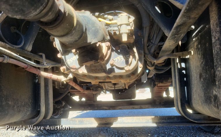 image for item DS5206 2002 Sterling LT9 semi truck