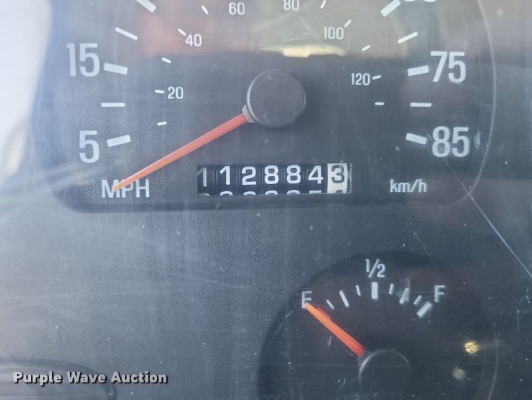 image for item DS5206 2002 Sterling LT9 semi truck