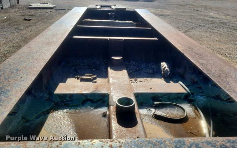 image for item DS5207 1997 Dakota Trail-Eze DG5022H3 lowboy equipment trailer