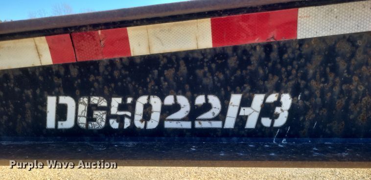 image for item DS5207 1997 Dakota Trail-Eze DG5022H3 lowboy equipment trailer