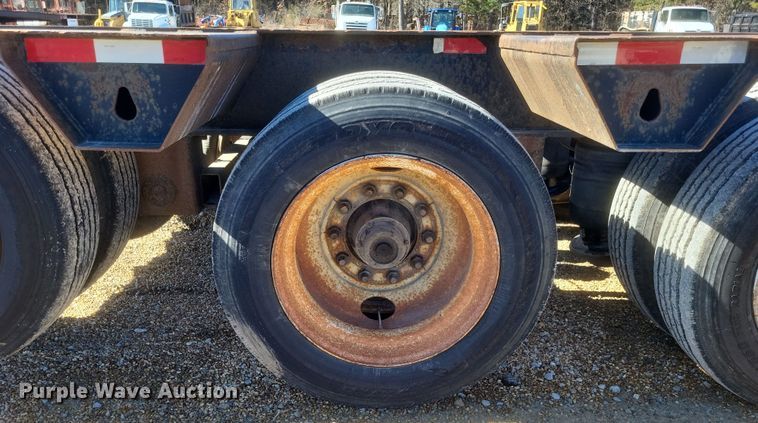 image for item DS5207 1997 Dakota Trail-Eze DG5022H3 lowboy equipment trailer