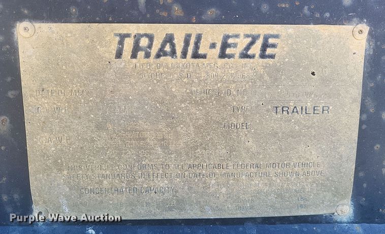 image for item DS5207 1997 Dakota Trail-Eze DG5022H3 lowboy equipment trailer