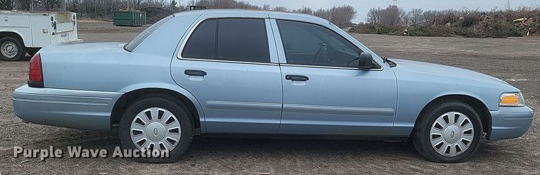 image for item DS5230 2006 Ford Crown Victoria Police Interceptor 