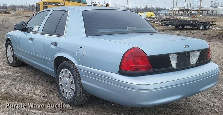 image for item DS5230 2006 Ford Crown Victoria Police Interceptor 