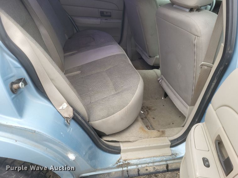 image for item DS5230 2006 Ford Crown Victoria Police Interceptor 