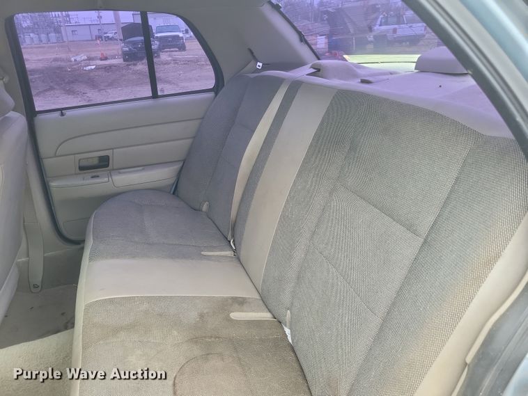 image for item DS5230 2006 Ford Crown Victoria Police Interceptor 