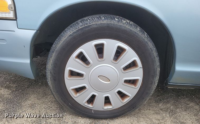 image for item DS5230 2006 Ford Crown Victoria Police Interceptor 