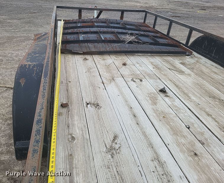 image for item DS5232 2008 L&D utility trailer