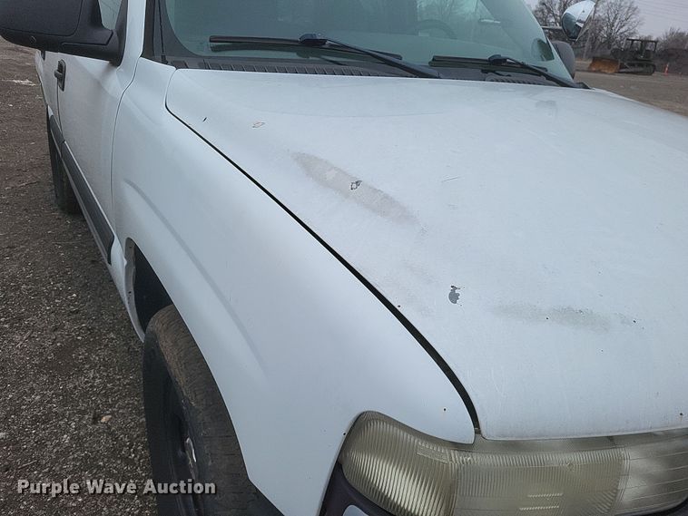 image for item DS5233 2005 Chevrolet Tahoe SUV