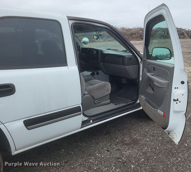 image for item DS5233 2005 Chevrolet Tahoe SUV