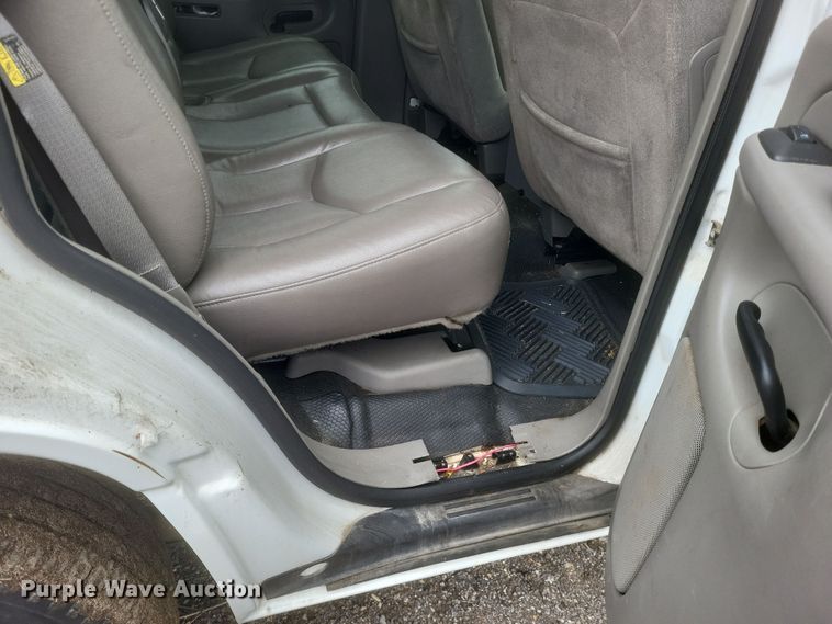 image for item DS5233 2005 Chevrolet Tahoe SUV