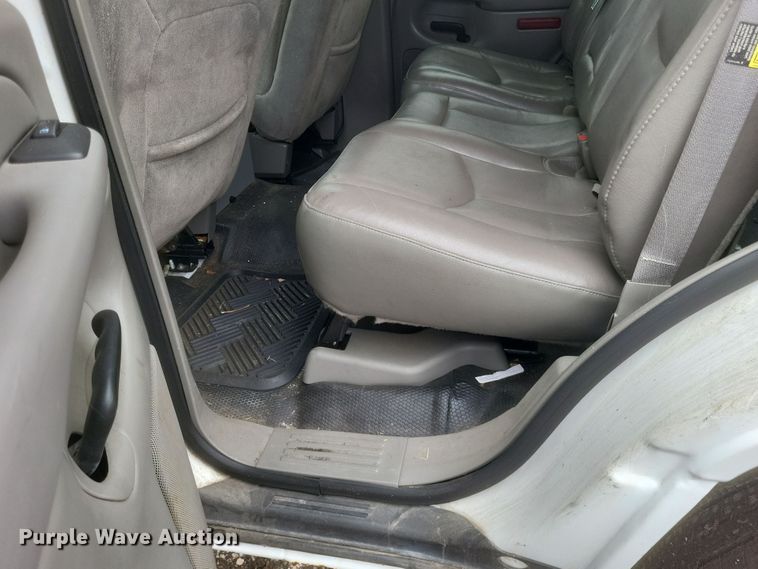 image for item DS5233 2005 Chevrolet Tahoe SUV