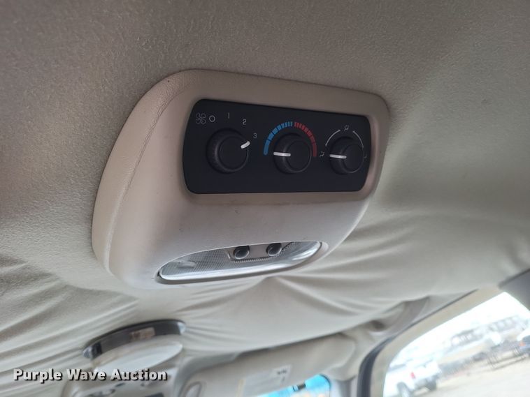 image for item DS5233 2005 Chevrolet Tahoe SUV