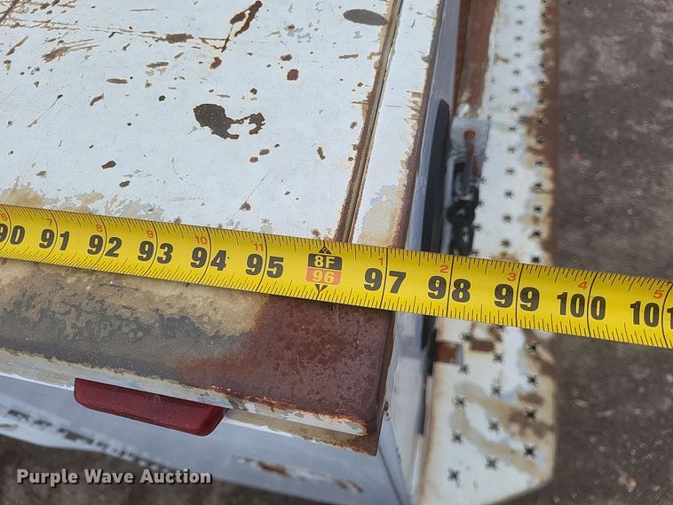 image for item DS5235 2000 Ford F150 utility bed pickup truck