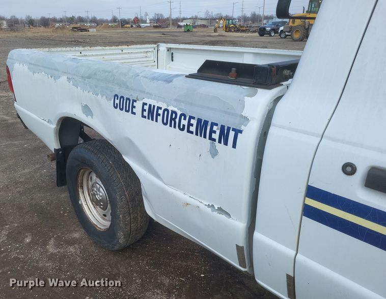 image for item DS5237 2000 Ford Ranger pickup truck
