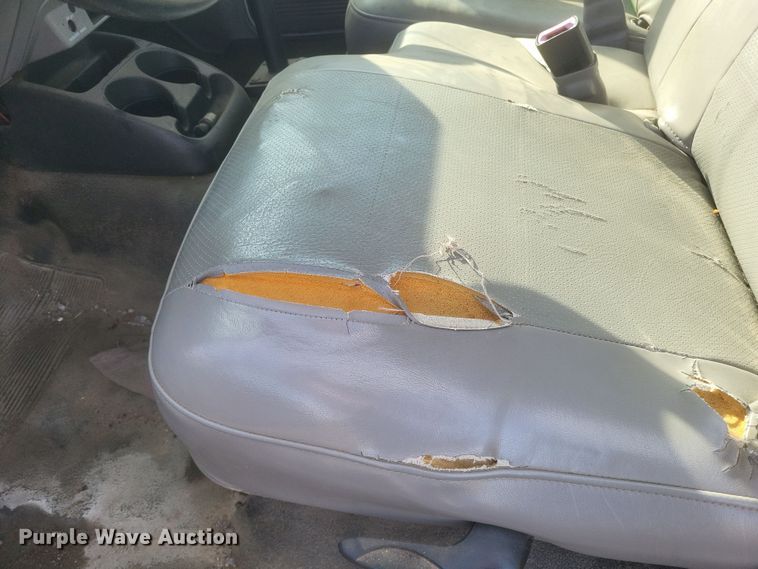 image for item DS5237 2000 Ford Ranger pickup truck