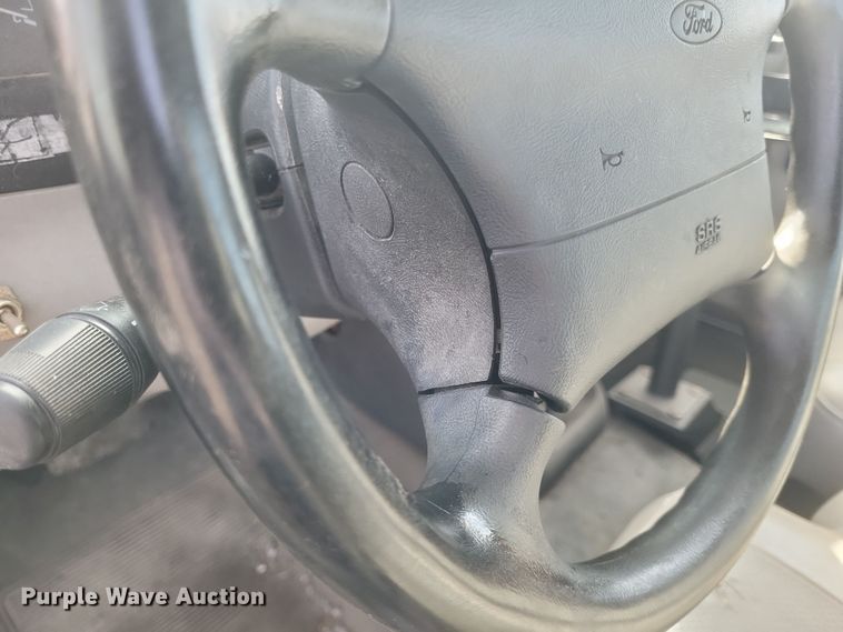 image for item DS5237 2000 Ford Ranger pickup truck